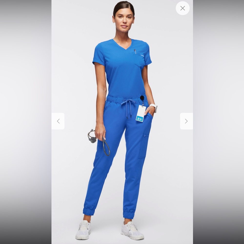JAANUU Royal blue scrub set